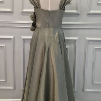 MOR SPOSA ÇİÇEK DETAYLI GECE ELBİSESİ