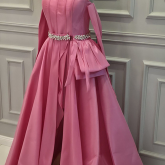 PEMBE TAŞLI KEMER DETAY GECE ELBİSESİ