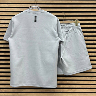 Under Armour / Gri