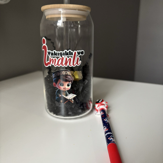 Yakışıklı ve imanlı bardak hediye seti