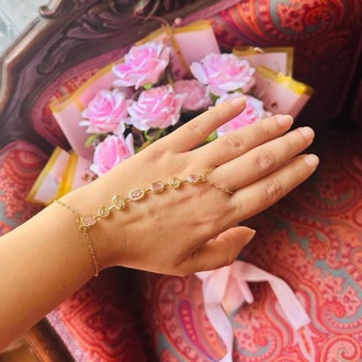 Pembe Tavşancık Gül Buketi (Takı Hediye Kutulu)
