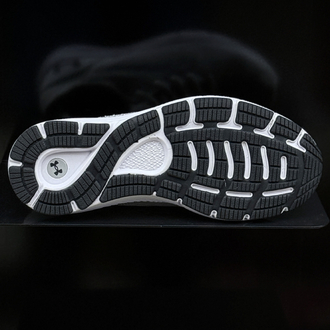 UNDER ARMOUR HOVR SONİC 3