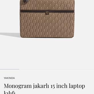 Monogram jakarlı 15 inch laptop kılıfı