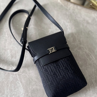 Deri kapaklı monogram telefon çantası siyah