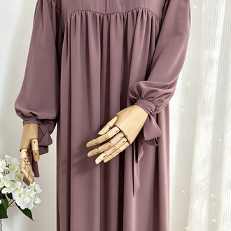 Gül Kurusu Manşetli Abaya