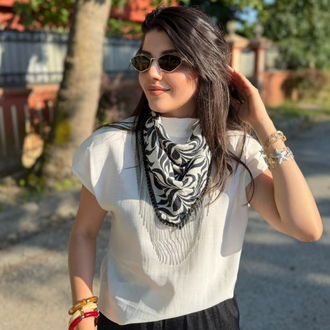 fularlı vatkalı bluz ekru
