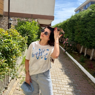 Çiçek baskılı tshirt beyaz