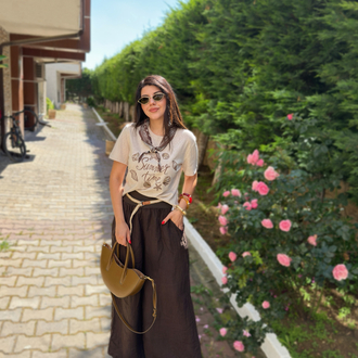Fularlı tasarım Tshirt