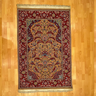 Hereke 167 X 114 Mihraplı ve Kandil Motifli El Dokuma Halı