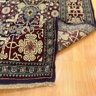 Hereke 271 X 171 Geometrik Madalyon Desenli El Dokuma Halı
