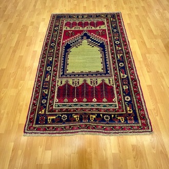 Taşpınar 202 x 134 El Dokuma Halı