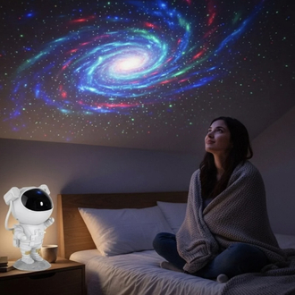 Astronot uzay gece lambası
