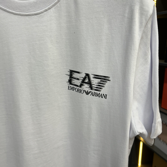 EMPORIO ARMANI BEYAZ BASKILI TİŞÖRT 