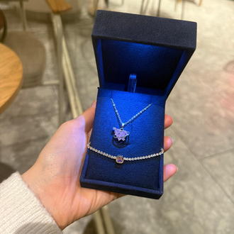 Diamond kutuda ikili set