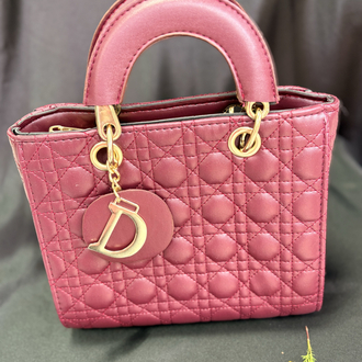 Dior çanta