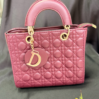 Dior çanta