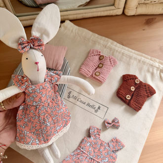 Bayan Bunnybon Evcilik Seti ( çıtı pıtı elbiseli)