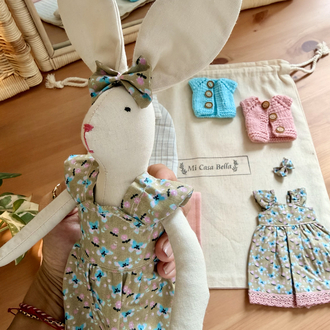 Bayan Bunnybon Evcilik Oyun Seti ( Mavili Çıtı Pıtı Elbiseli)