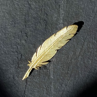 Kuş Tüyü Broş