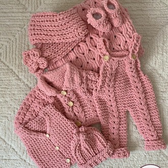 Bebek Set (Yelek, Hırka, Tulum, Battaniye, Patik, Atkı, Bere) – Pudra Pembe, – El Örgüsü