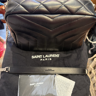 Yves Saint Laurent siyah Loulou çanta