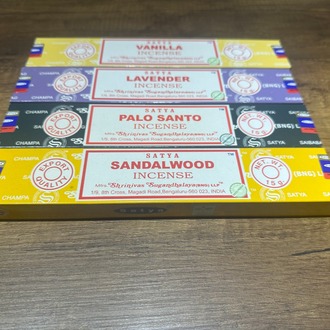 Palo santo-Vanilya-Lavanta-Sandal ağacı 4'lü paket tütsü