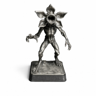 Demogorgon Figürü – Stranger Things Koleksiyon Parçası