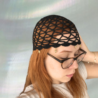 Charmlı Siyah Mesh Skull Cap