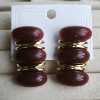 Bordo küpe