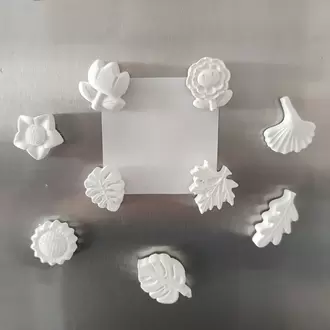 Buzdolabı Süsü Çiçekli Magnet, 9 Adet Farklı Desenlerde Mıknatıslı Fotoğraf Tutucu Magnet