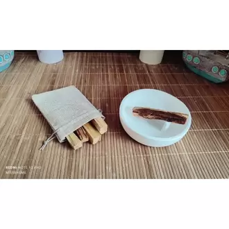 Palo Santo Tütsü Seti – 4 Adet Palo Santo (30-35 gr) ve Palo Santo Tütsülük (Beyaz) - Peru