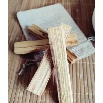 Palo Santo Tütsü Seti – 4 Adet Palo Santo (30-35 gr) ve Palo Santo Tütsülük (Beyaz) - Peru