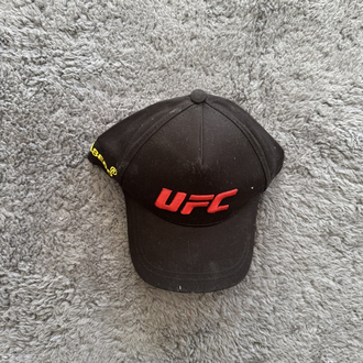 UFC şapka