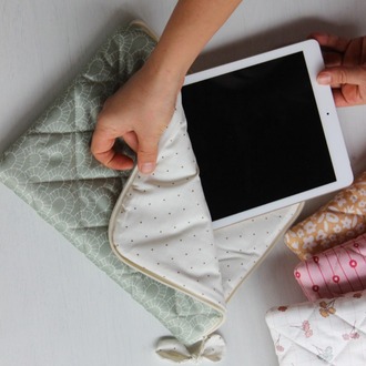 IPad Yuvası -10.9"-11"-Yeşil