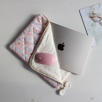 MacBook Yuvası -13.3"- Pembe Çiçekli