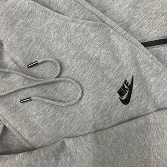 NIKE TECH EŞOFMAN TAKIMI