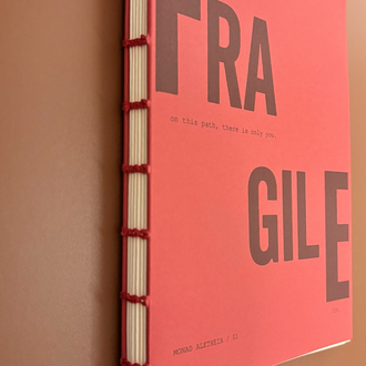 MONAD Aletheia El Yapımı A5 FRA/GILE Defter - Kareli, Açık Sırt Koptik Dikişli