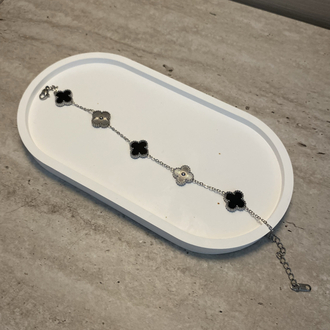 Siyah gümüş yonca model bileklik