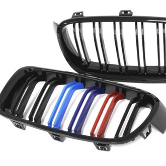 BMW F30 M3 Dizayn Panjur – Parlak Siyah – M Renkli Çıtalar (Sağ & Sol Takım)