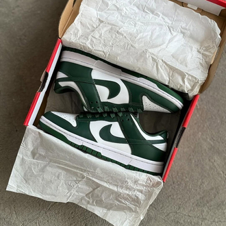 Nike Dunk Low “Team Green”