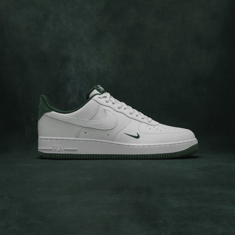 Nike Air Force 1 '07 Lv8 White / Dark Green