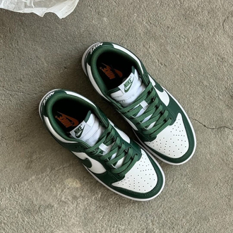 Nike Dunk Low “Team Green”