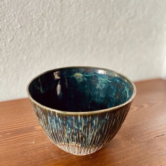 carved stoneware ramen kase