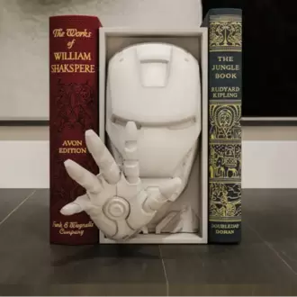 Iron Man Kitaplık Standı