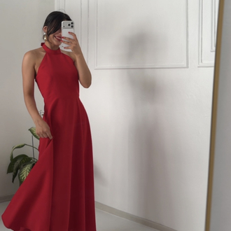 Halter Yaka Kırmızı Elbise 