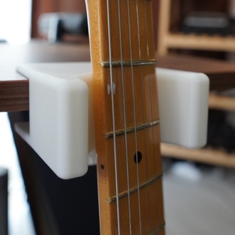 Masa kenarı gitar sehpası