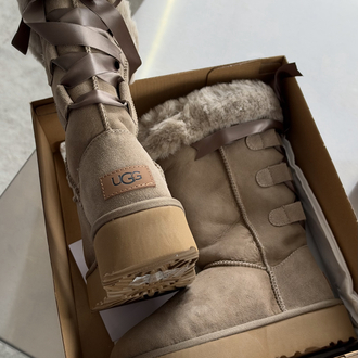 UGG Mini Bailey Bow Vizon