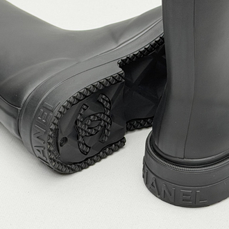 Chanel Rain Bot Black 