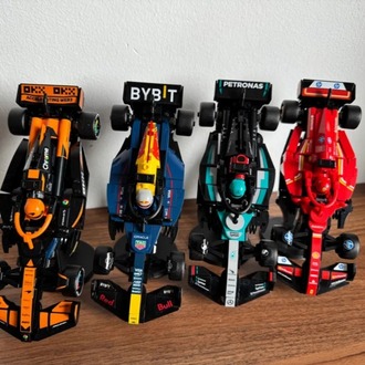 LEGO Speed Champions F1 Masa Standı