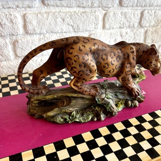 Tamamen El Boyaması Polyester Panter Figürü